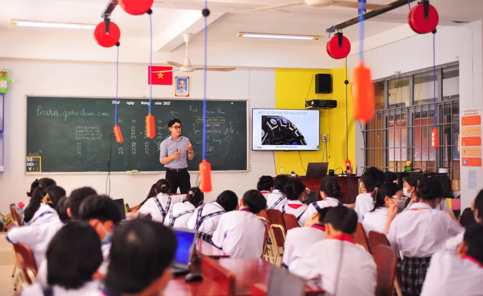 Học viên thuyết trình
